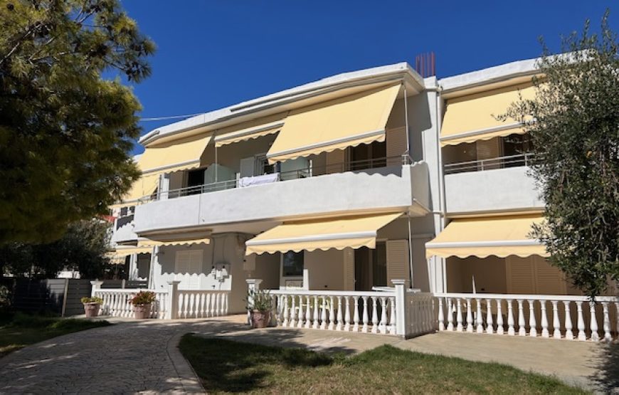 Elia Beach Apartments – Врахос